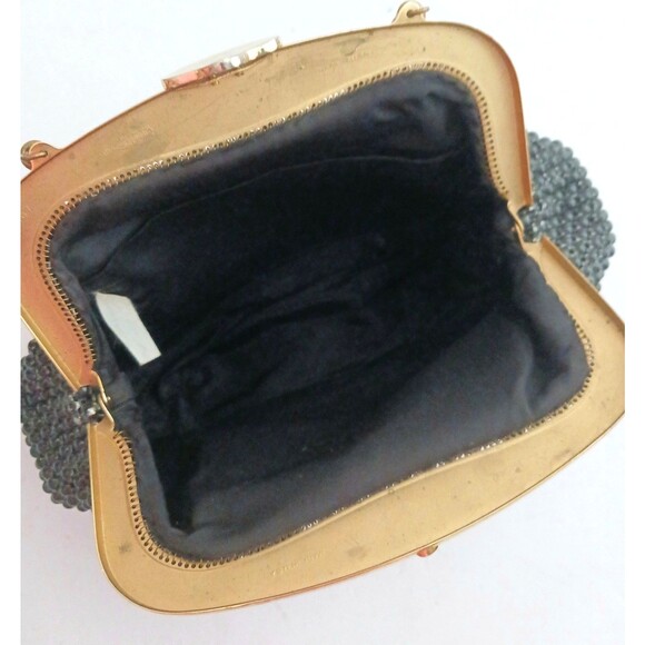 VTG Whiting & Davis Blk Beaded Mesh Blk/Gold Enamel Frame Bag Made in USA - Picture 8 of 11